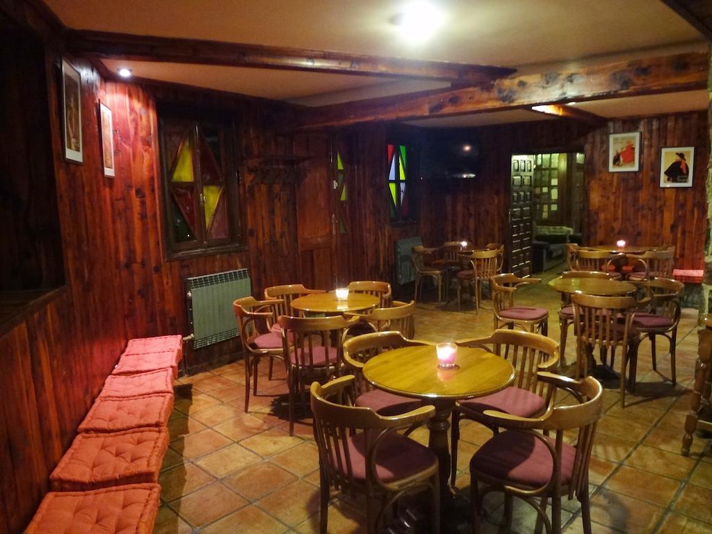 Hotel La Vega Alcala De La Selva Exterior photo