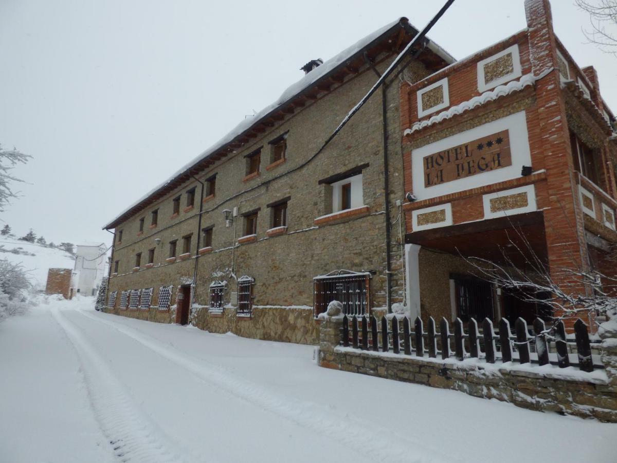Hotel La Vega Alcala De La Selva Exterior photo