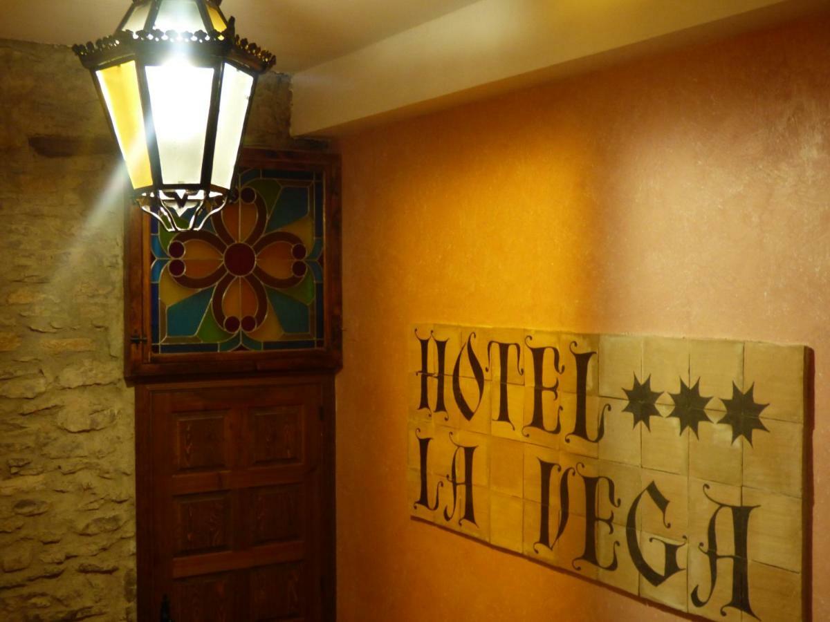 Hotel La Vega Alcala De La Selva Exterior photo